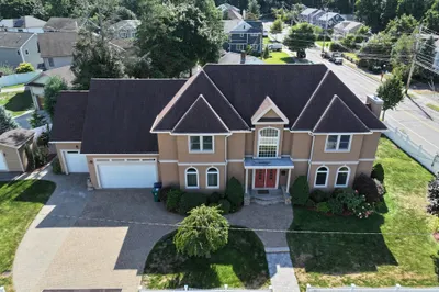 228 Wiswall Rd 1