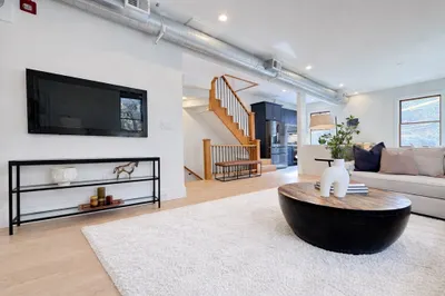 51 Market Street #2