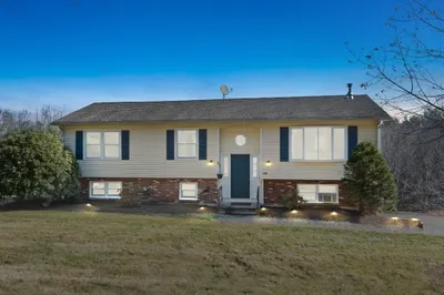 139 Freeman Rd