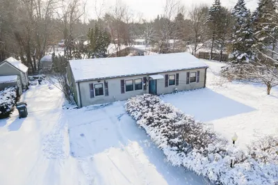 73 Jefferson Rd