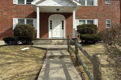 123 LitchfielD Pines Dr #D 1