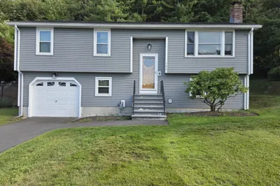 182 Summer St 1