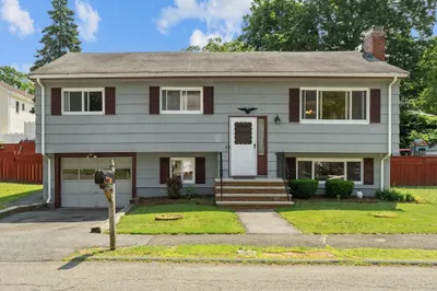 9 Hilltop Ave