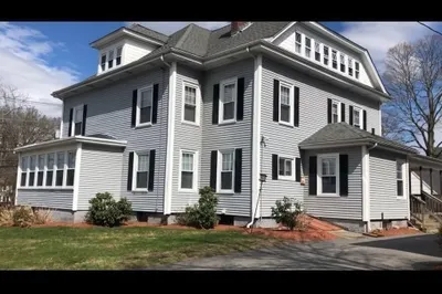 237 Water St #2R