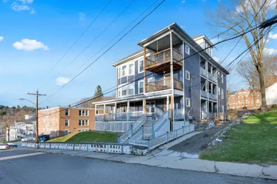 99 Cross St 1