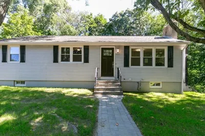 21 Tanager Dr