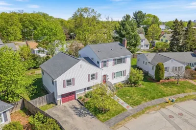 92 Shaw Rd 1
