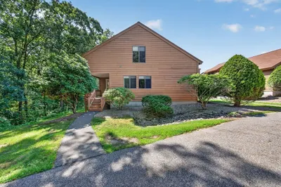 14 Danforth Ct #14 1