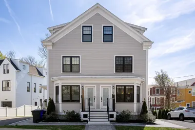 15 Ashland St #2 1