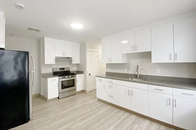 44 Jones Rd #5 1