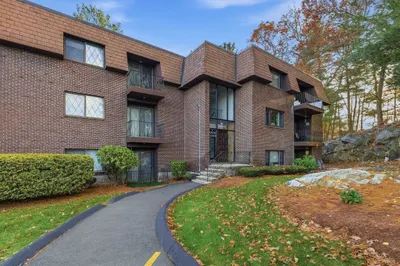 9 Thomas St #C11 1