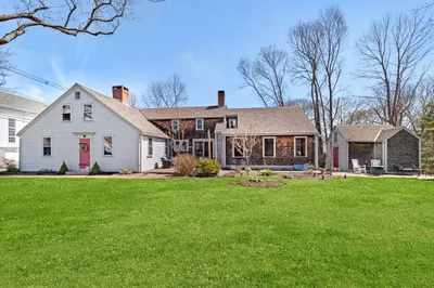 3 Pleasant St