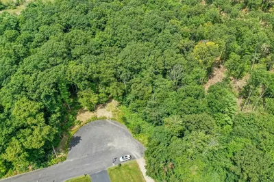 Lot 2 Oakwood Dr 1