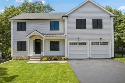 44 Harwood Rd 1