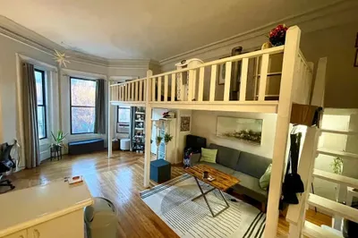309 Beacon St #3 1