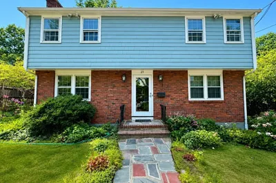 27 Maplewood Ave 1