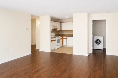 10 Rutledge St #1B 1