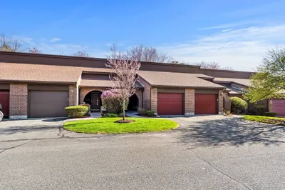 7 Aspen Ln #7 1