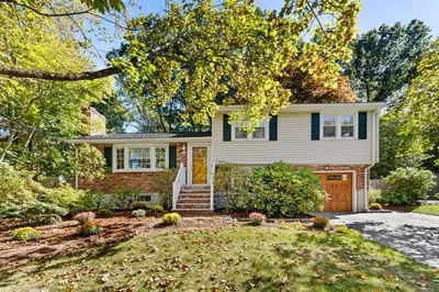 22 Marrett Rd 1