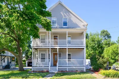 89 Lake St 1