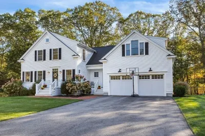 7 Heather Drive