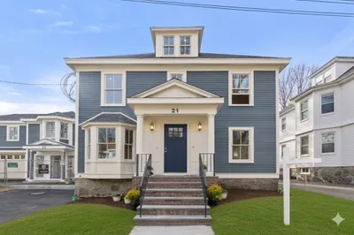 21 Francis St #21