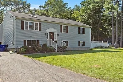45 Windsor Ct