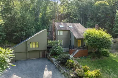 15 Adams Road 1