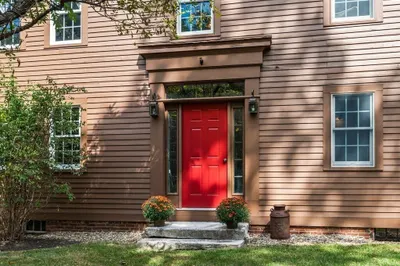 28 Merriam Rd 1