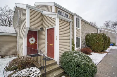 75 Nassau Drive #75