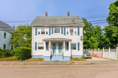 48-50 Pleasant St 1