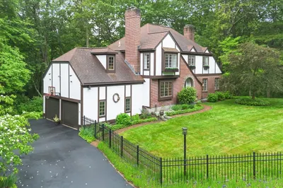 120 Oak Knoll Road 1