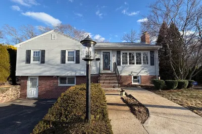 23 Orchard Ave