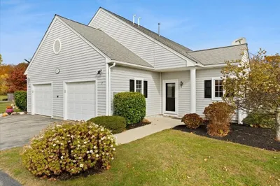 17 Village Way #17