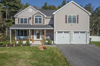 12 Hayfield Rd 1