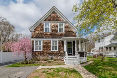 44 Custer St 1