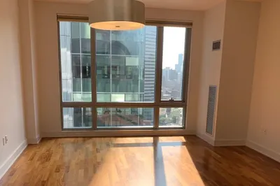 500 Atlantic Ave #19R