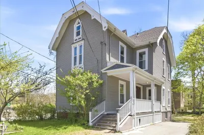 14 Mayfair St