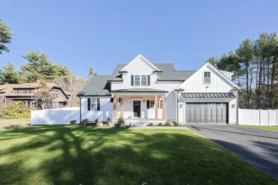 164 Village St