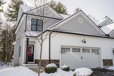 26 Compass Point Dr #26 1