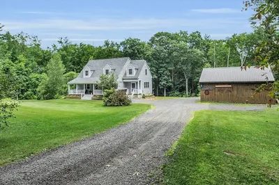 371 Walnut Hill Rd 1