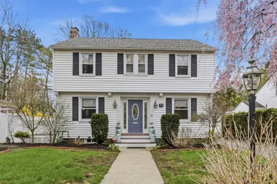 34 Amherst St 1