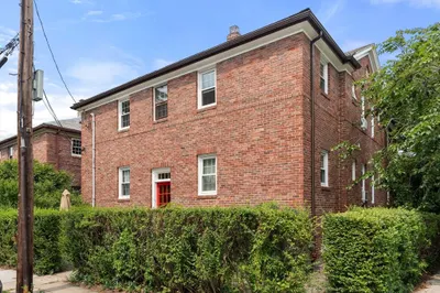 1 Garden Court #2