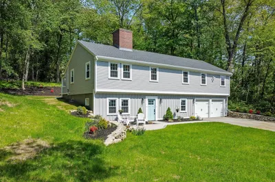 4 Enon Road 1