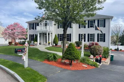 33 Fairfield Cir 1