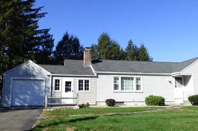 96 Winding Ln