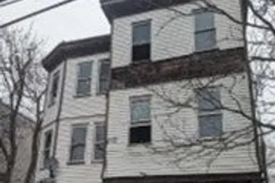 12 Boyd St