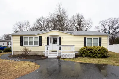 30 Leisurewood Drive 1