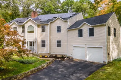 11 Parsons Way 1