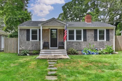 40 Nauset Rd 1